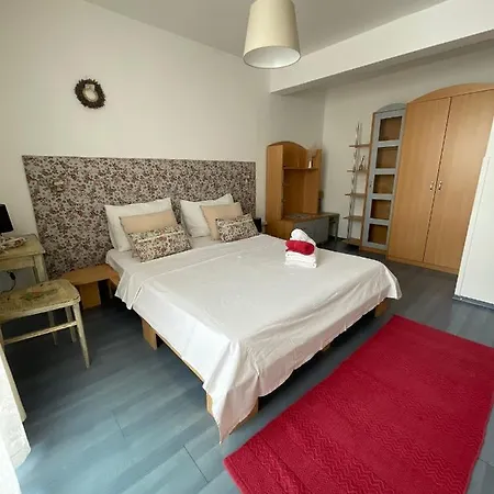 Guest house Apartmani Zorica Rab Town