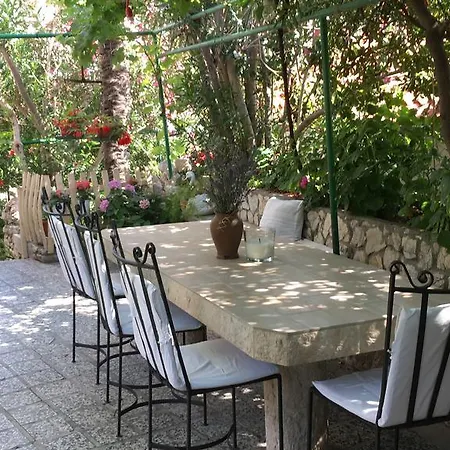 Guest house Apartmani Zorica Rab Town
