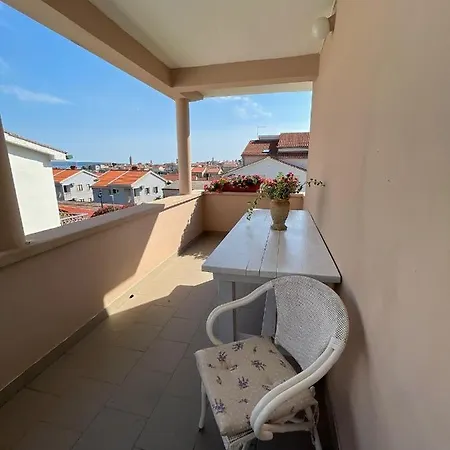 Apartmani Zorica 3*